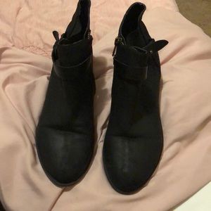 Madden girl boots size 8.5